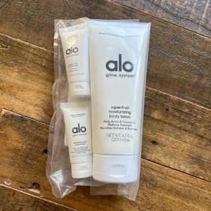 COPY - Alo Yoga Hydration Glow Bundle